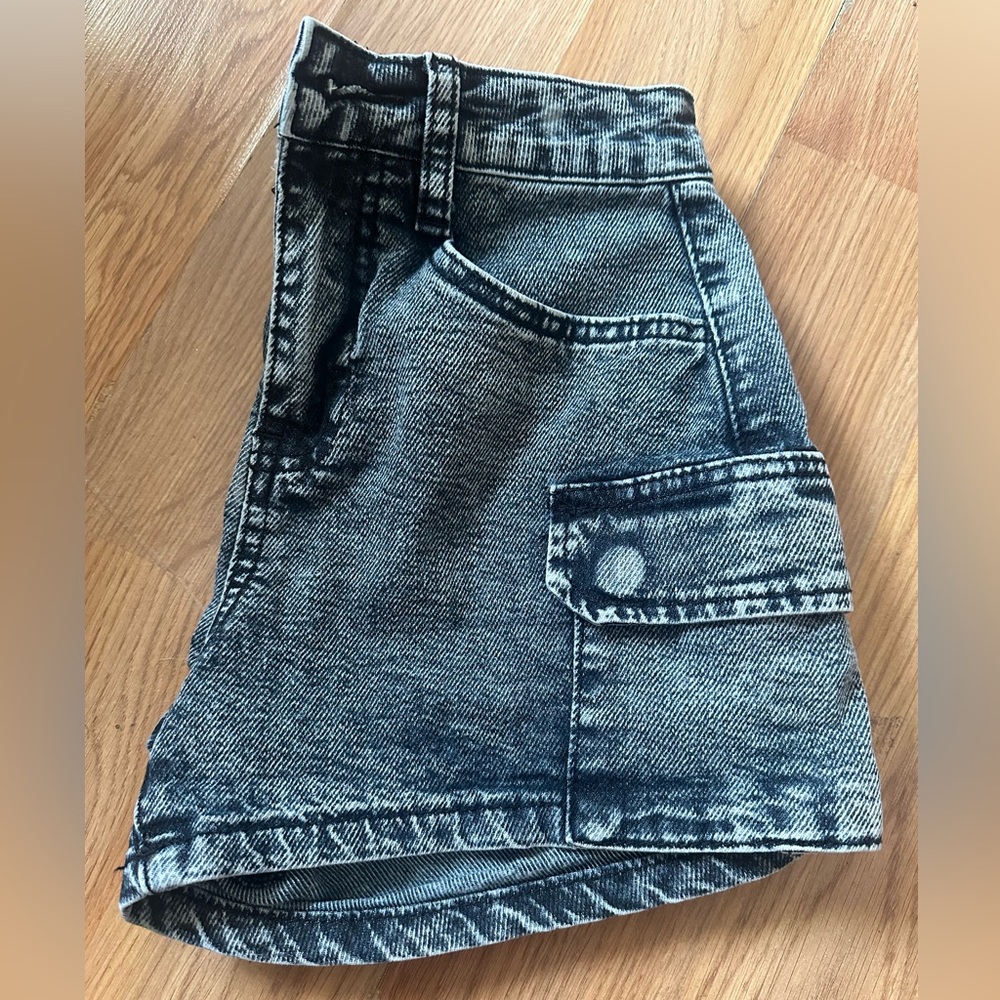 Women’s Cargo Shorts
